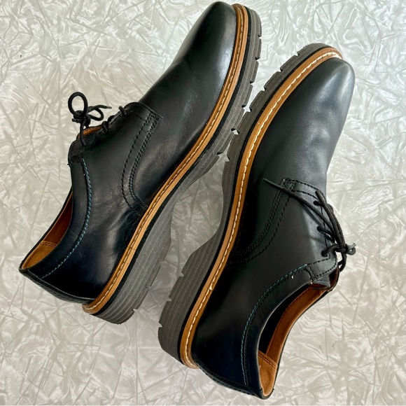 Clarks Black Leather Extralight Dress Oxfords 9 - Picture 5 of 9